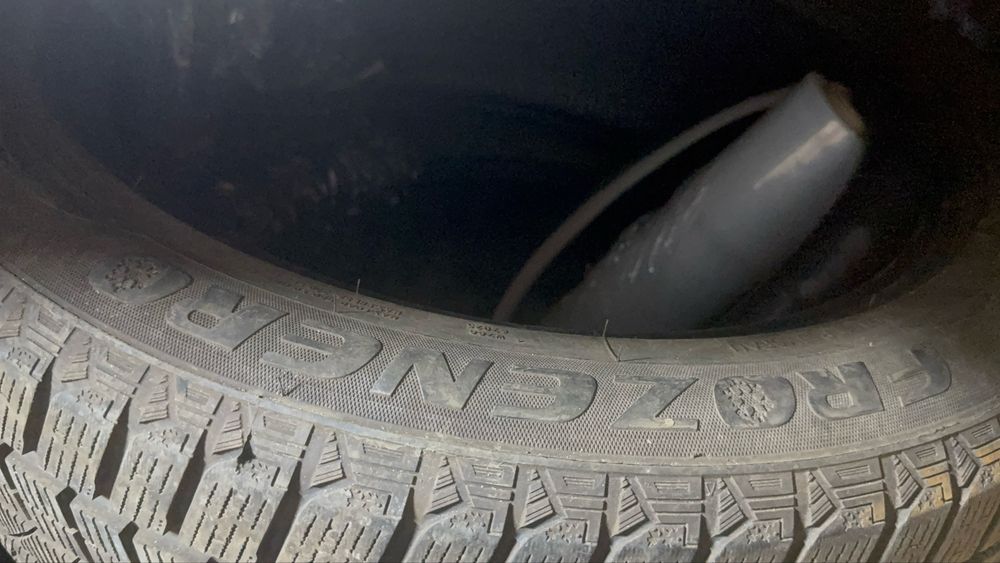 Шины зимние 245/50 R20
