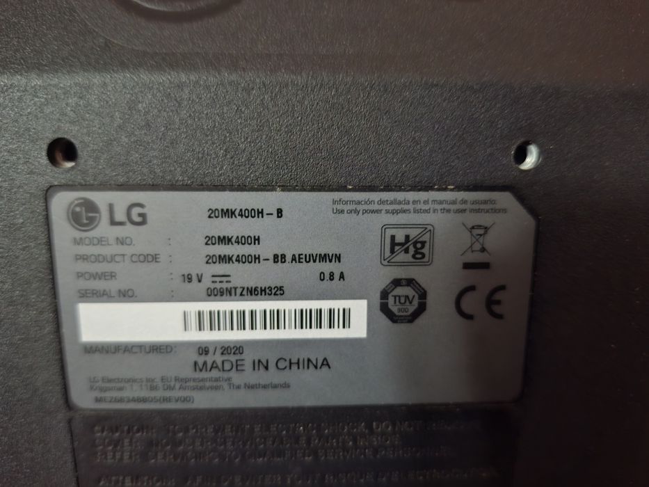 Vand unitate/PC complet + Monitor LG 20″ | Athlon 3000G | 8GB RAM | SS