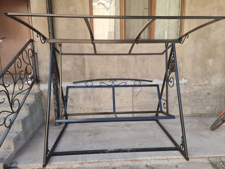 Скамейка качеля новый