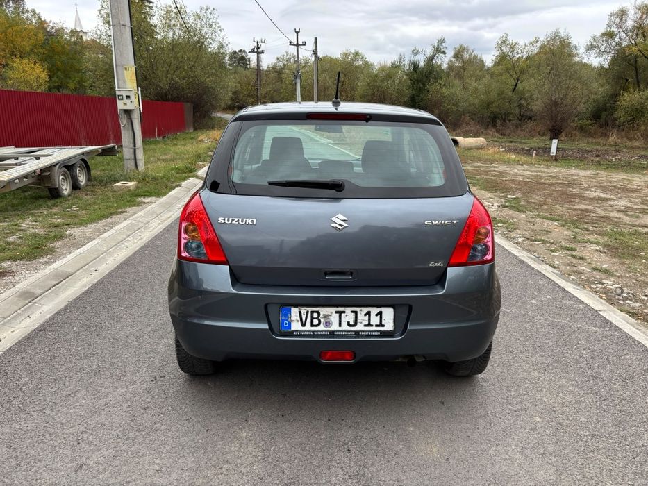Suzuki Swift 4x4 //  1.3 benzină 2009