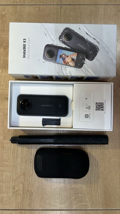Экшн камера Инста360 х3 Insta360