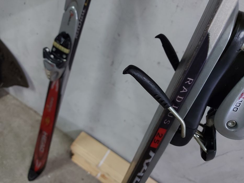 Карбонови ски много запазени