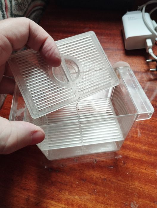 Отсадники для аквариумных рыбок