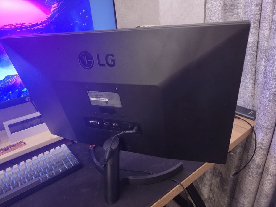 Монитор LG 24mk600