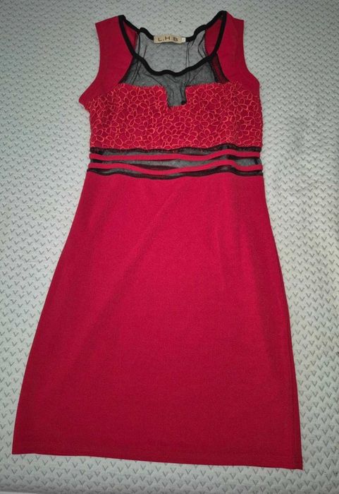 Rochie roșie sexy de varâ l.h.b mărime M/S