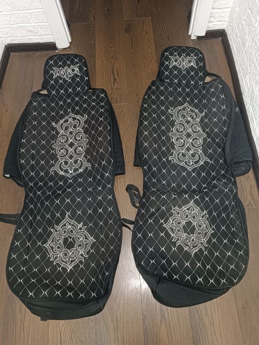 Продам чехлы универсальные