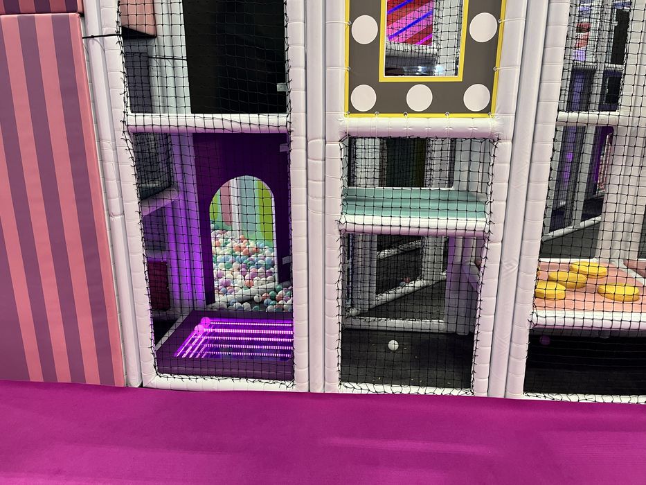 Детски център детски кът