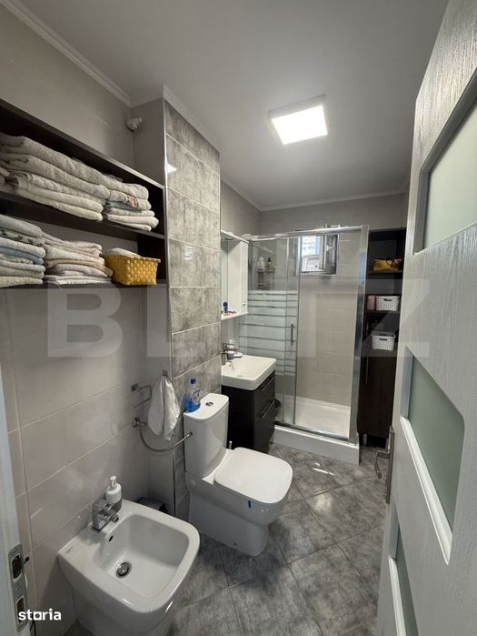 Apartament modern cu 4 camere, 77 mp, etaj intermediar, zona Marasesti