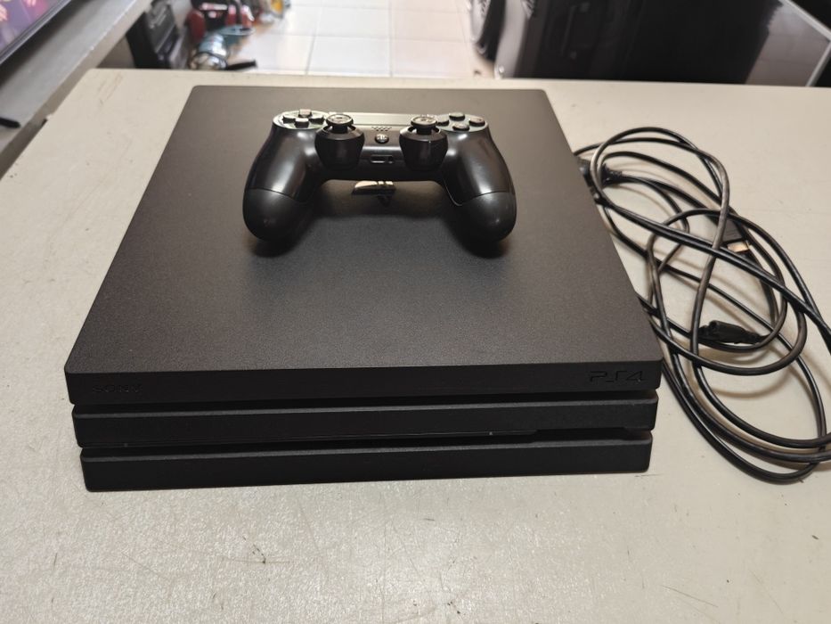 PlayStation 4 Pro 1TB