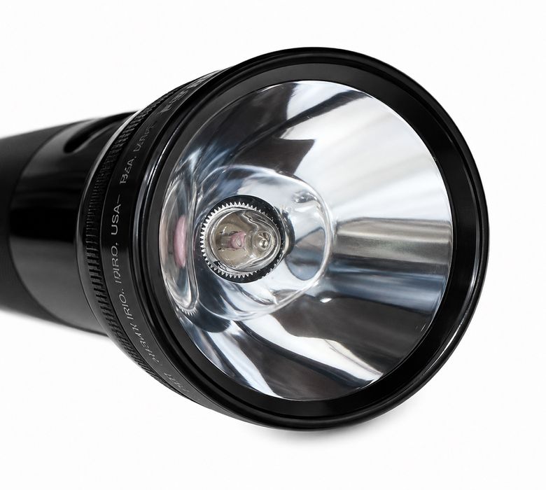 Lanterna MAG-LITE ( Mag Lite ) Made in Ontario USA - cadou supravietuire colectie