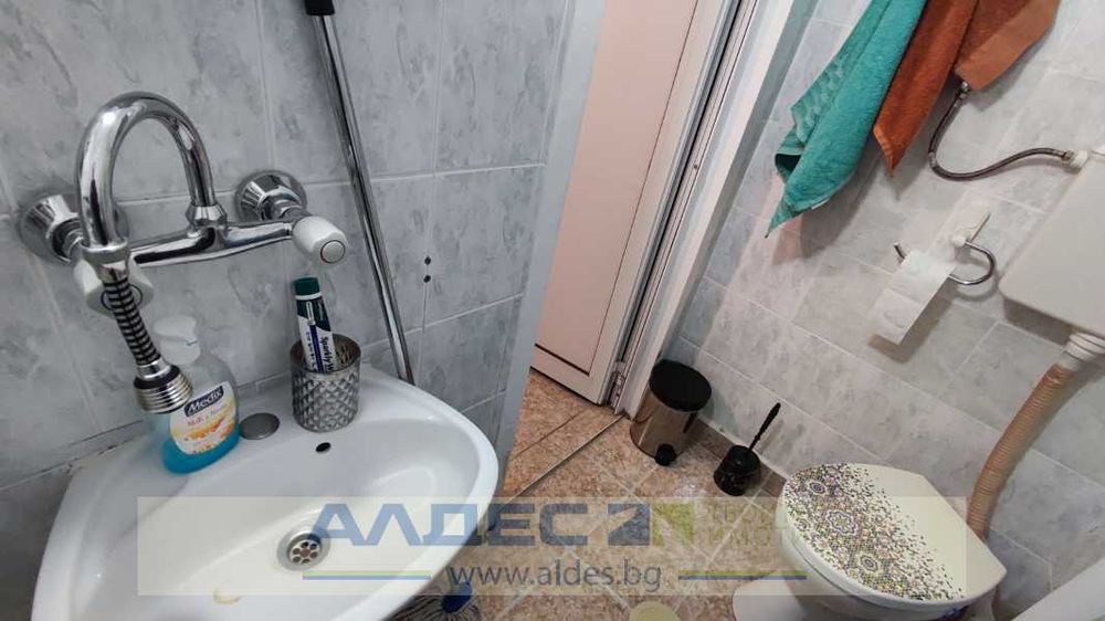 Дава се под наем Двустаен апартамент в София, Център - 65 кв.м за 650 € - Снимка #10