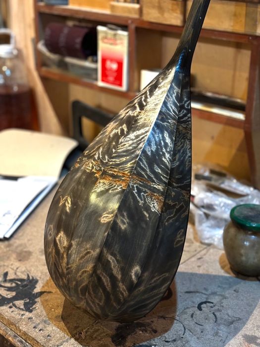 Домбыра шеберханадан тікелей алыңыз