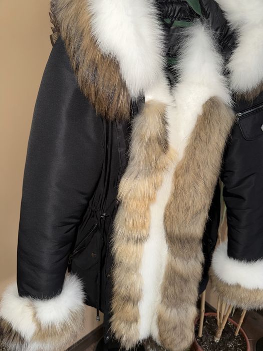 Дамско зимно яке с естествен косъм - Парка