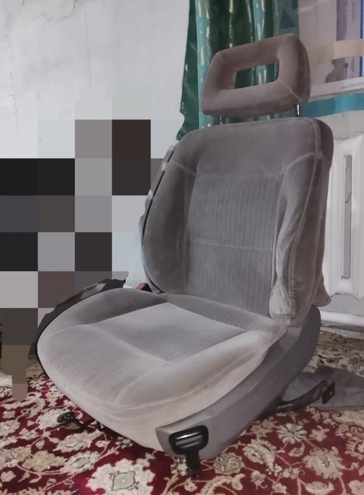 Автокресло Ауди B4