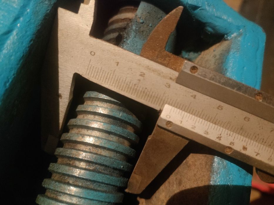 Тиски сатылады қолдан жасалған