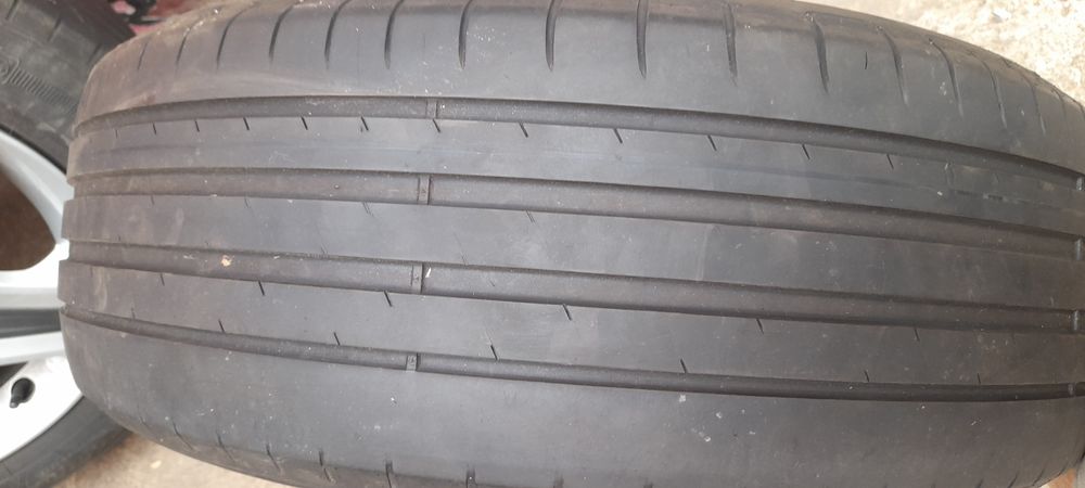 Vind 4 bucăți gume cu genti 205 /65/16 C.  Și un set de 4 bucăți de 205/60/R16