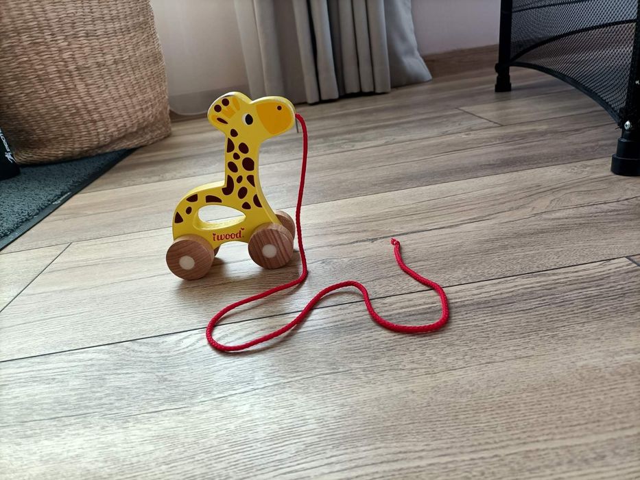 Детска дървена играчка всичко за 20 лв.