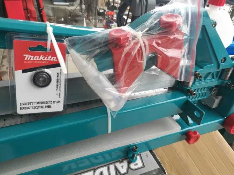 Машина за рязане на плочки Макита релсова професионална