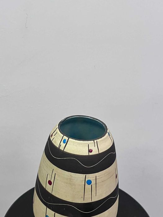 Piesa ceramica bibelou W Germaia BAY veche deosebita marcata bibelouri