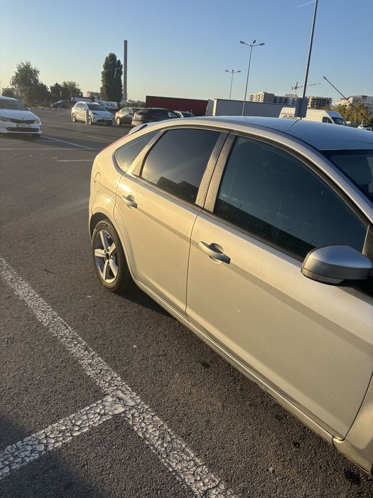 FORD Focus 2009 — imagine 5