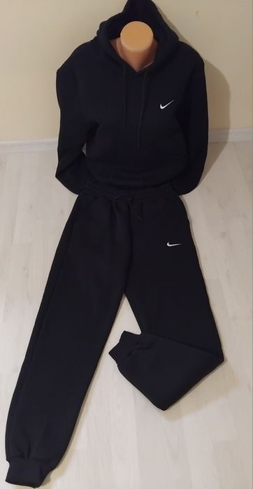Trening baieti Nike de iarna.