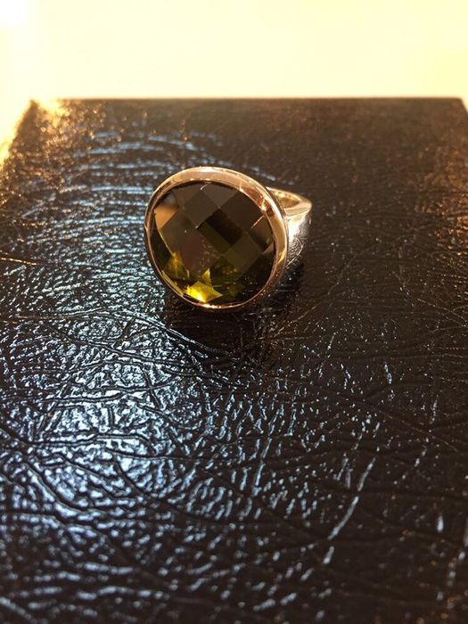 Сребърни лъжички и бижутерия