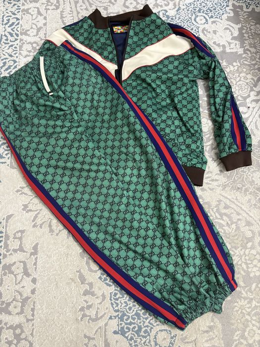 Gucci suit оригинал