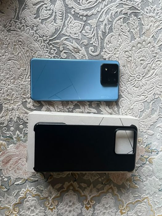 ASUS zenfone 11 ultra