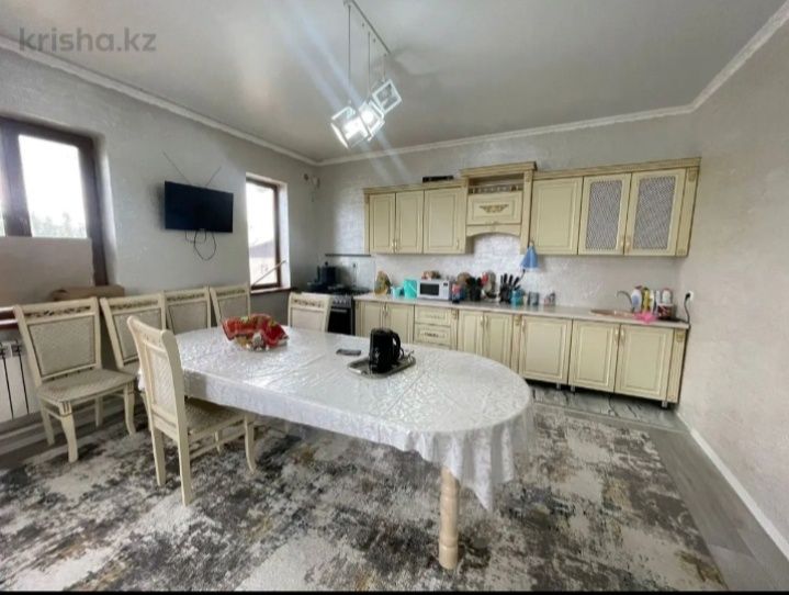 Дом новый в городе