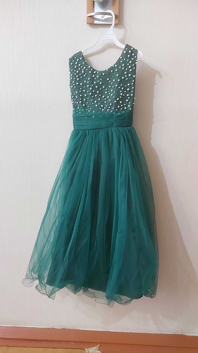 Платье нарядное для девочки