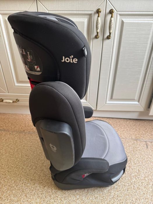 Продам автокресло в хорошем состоянии