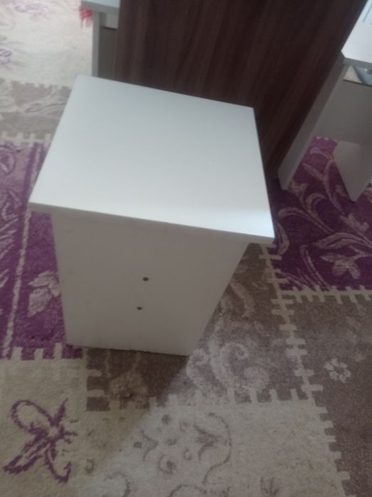 Стол,стуля-5штука хорошая состаяние