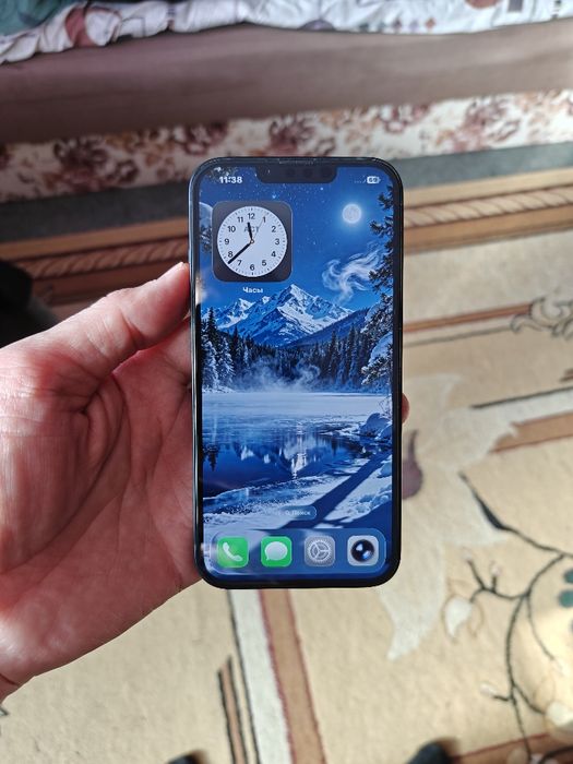 Продам iPhone 13