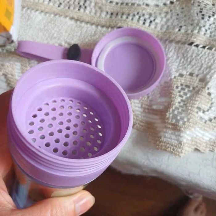 Sticla portabila cu blander