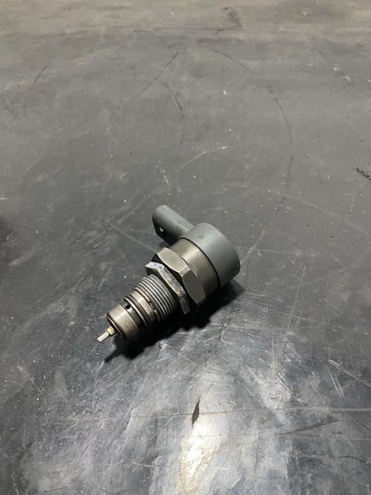 Senzor regulator presiune rampa BMW X3 E83 3.0d M57 2.0 M47 N47 150cp