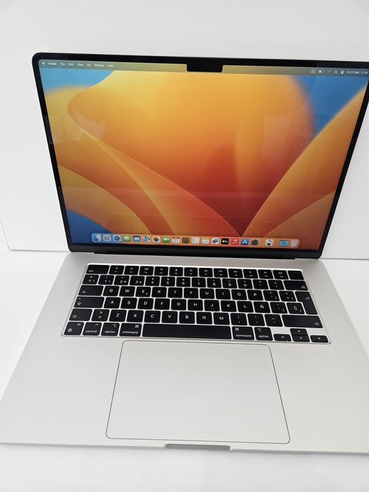 Macbook Air m2 A 2841