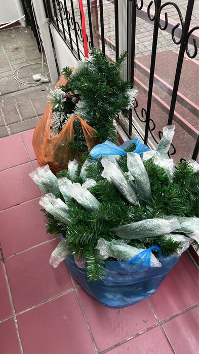 Новогодние еловые гирлянды