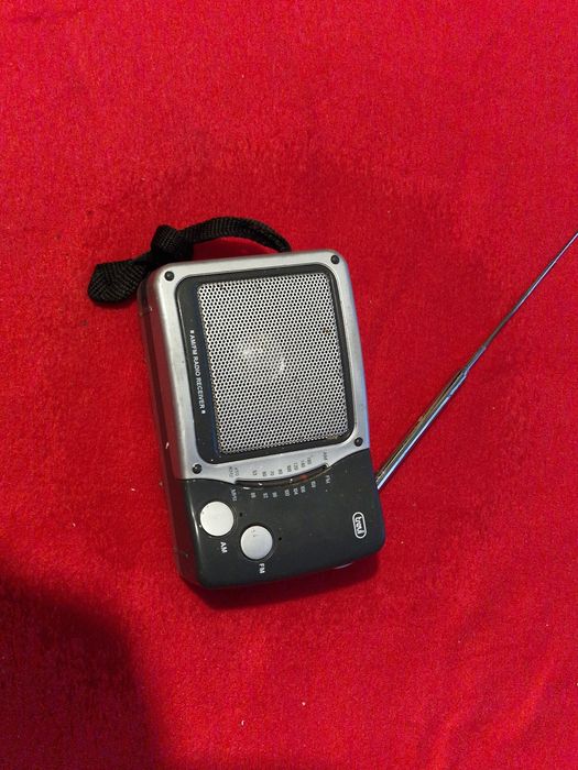 Radio  cu  antena