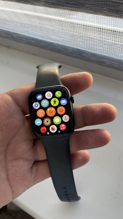 Apple watch 7 продам есть царапина