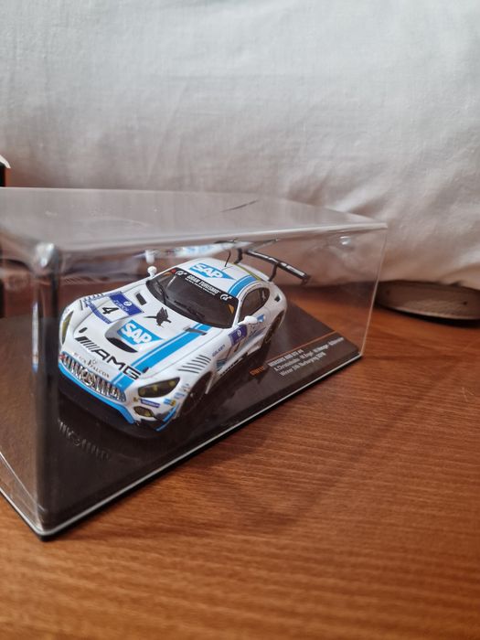Mercedes AMG GT3 1:43