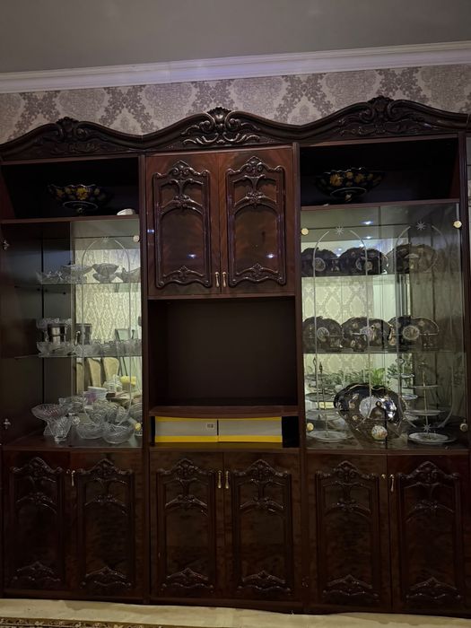 Продам Стенка для гостевой