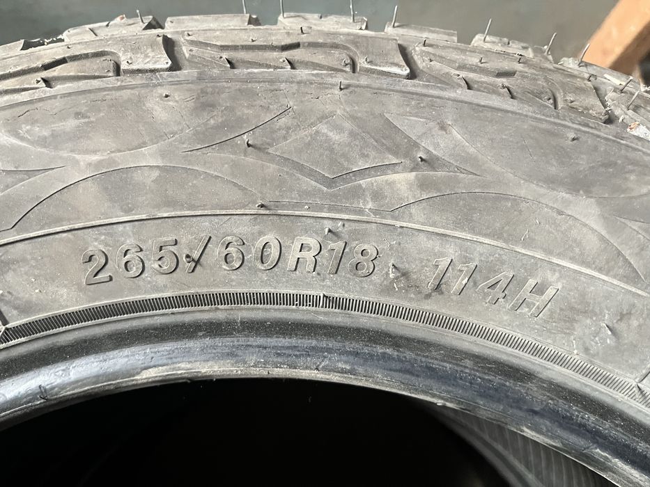 Продам пару шин  р18
