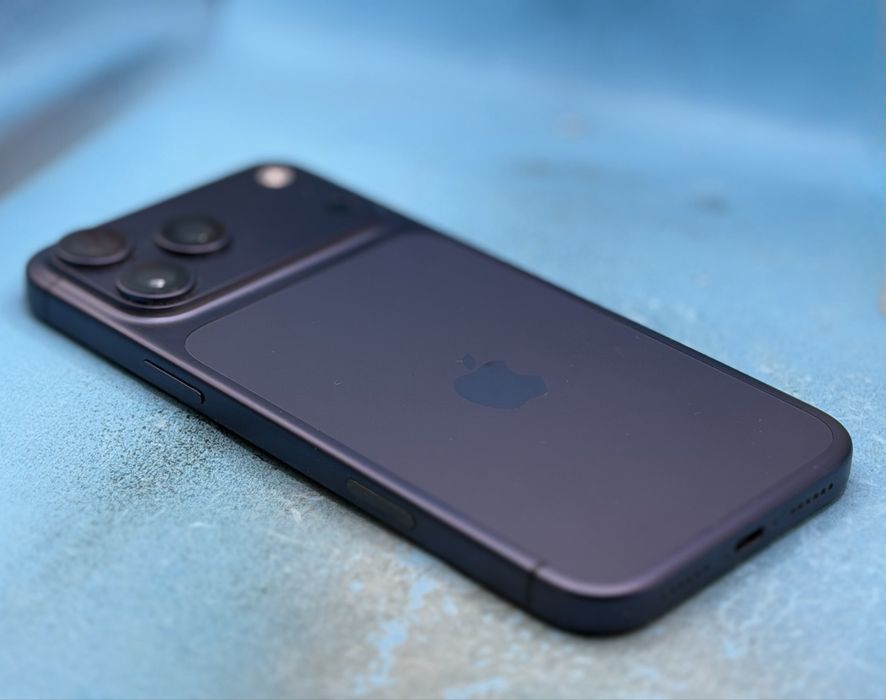 ГАРАНЦИОНЕН!!! Apple iPhone 17 Pro Max, 2TB, 5G, Deep Blue