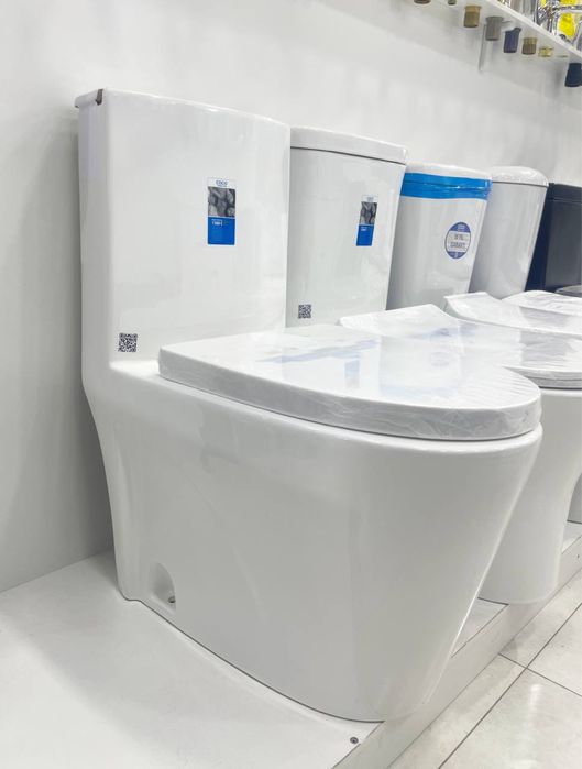 УНИТАЗ новый литой модель 063