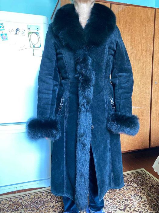 Женская дубленка из натурального меха, 4XL размер 44-46.