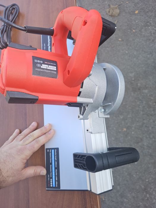 Машина за рязане на плочки под 45° герунг