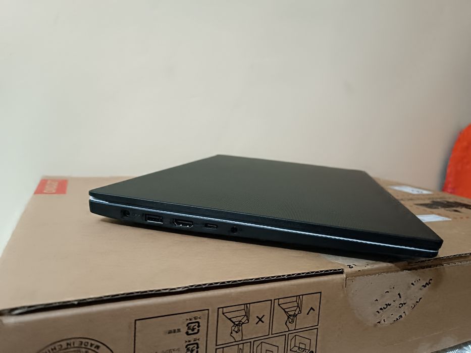 Lenovo notebook yangi