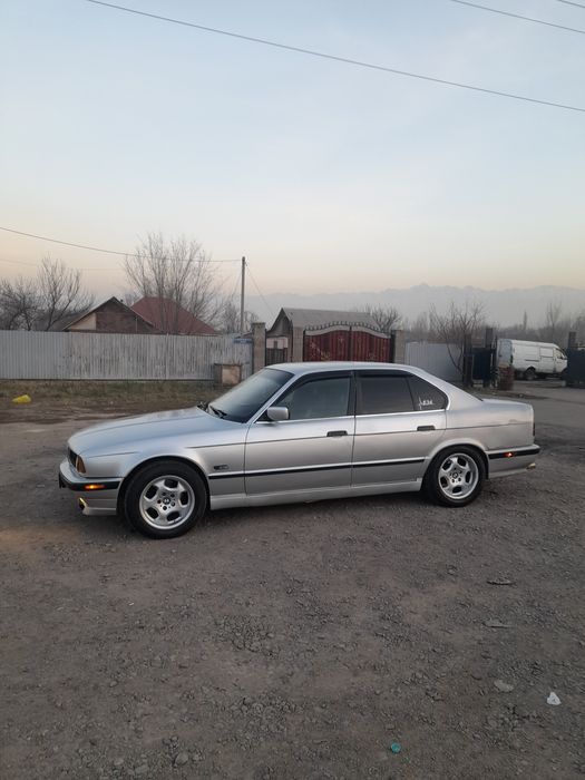 Продам Вмв на ходу. Варианты Обмен есть