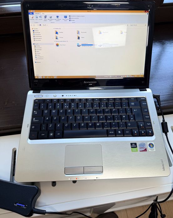Laptop Lenovo IdeaPad U350 – Subțire/Elegant