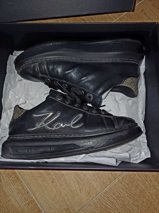 Karl Lagerfeld black